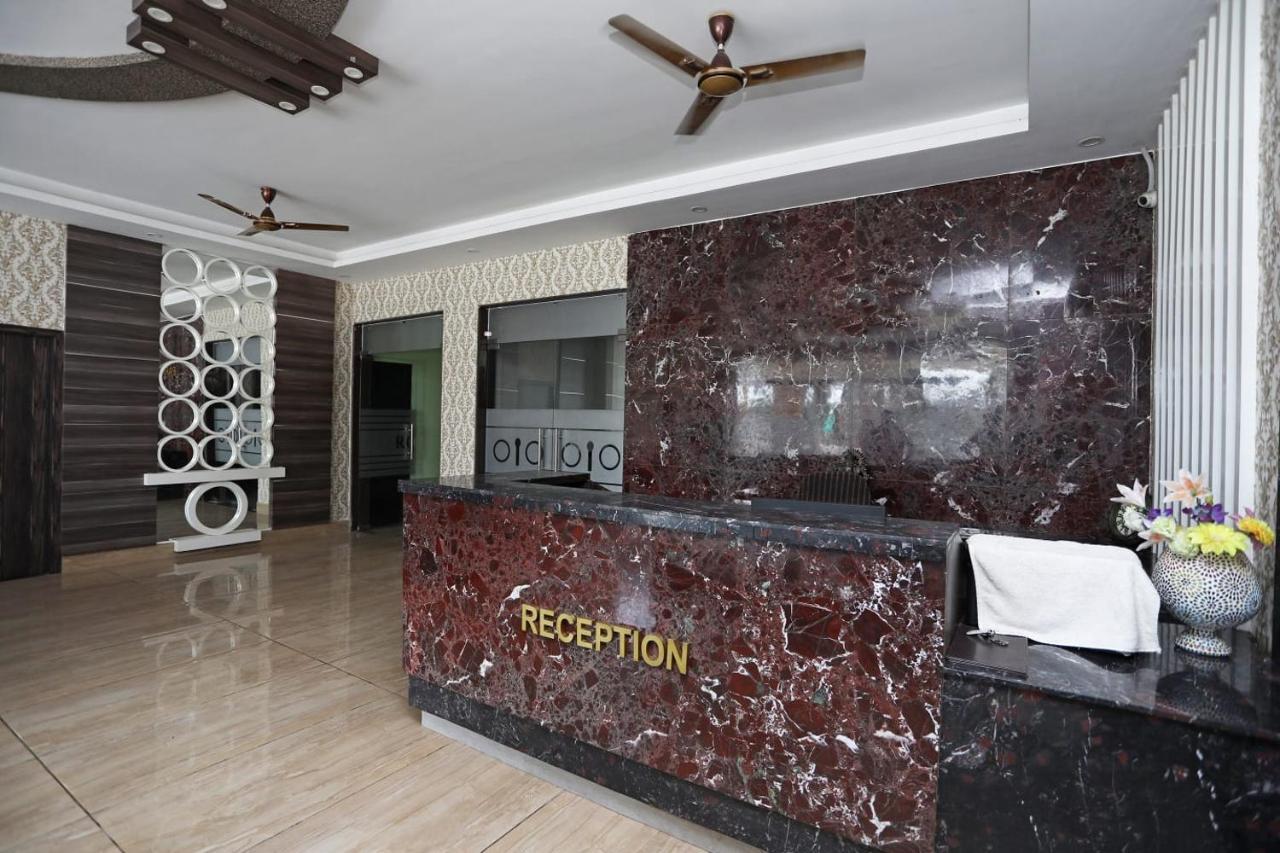 Hotel Clarks Inn Express Bharatpur Exterior foto